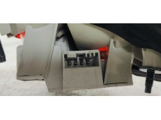 Recambio de piloto trasero derecho para bmw serie 3 berlina (e46) 320d referencia OEM IAM 28670204  