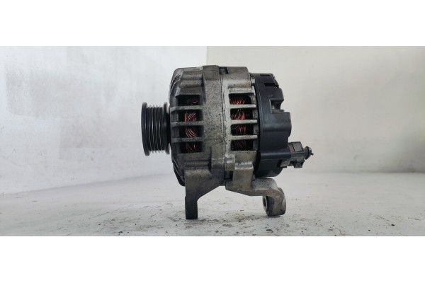Recambio de alternador para audi a4 berlina (b5) 1.8 t referencia OEM IAM 06B903016D  