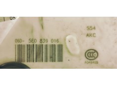Recambio de cerradura puerta trasera derecha para skoda octavia lim. (5e3) style referencia OEM IAM 5E0839016  
