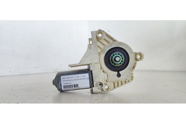 Recambio de motor elevalunas delantero izquierdo para seat leon (1p1) 1.4 16v referencia OEM IAM 1T0959701G  