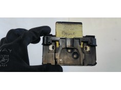 Recambio de conmutador de arranque para renault scenic ii confort expression referencia OEM IAM 8200125077  