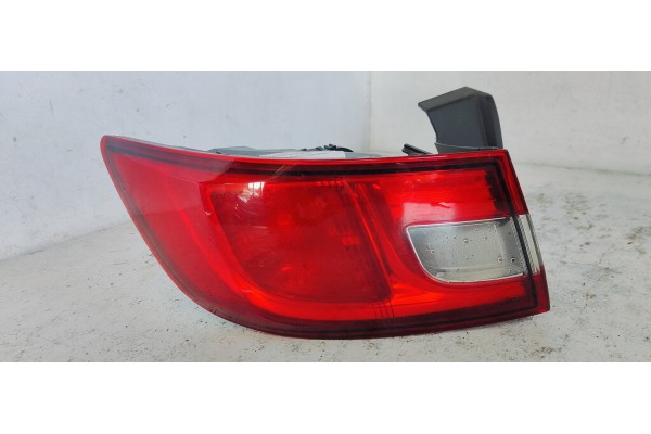 Recambio de piloto trasero izquierdo para renault clio iv 1.2 referencia OEM IAM 265554091R  