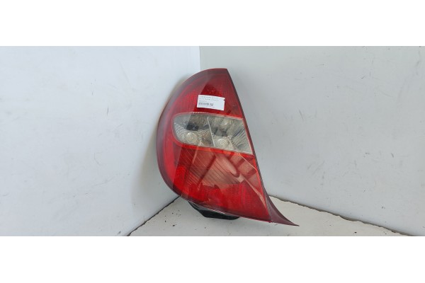 Recambio de piloto trasero izquierdo para citroen c5 berlina 2.0 hdi referencia OEM IAM 9632646780  