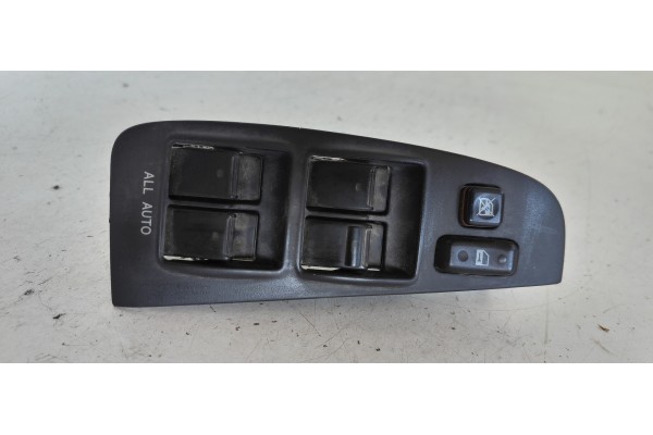 Recambio de mando elevalunas delantero izquierdo para toyota avensis berlina (t25) 1.8 16v cat referencia OEM IAM 54035145  