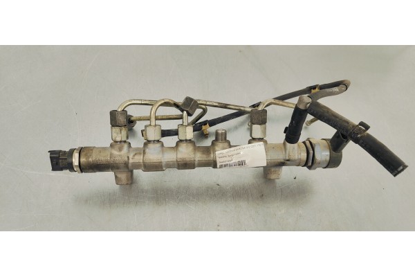 Recambio de rampa inyectora para opel insignia berlina 2.0 cdti 170 fap referencia OEM IAM 0445214324  