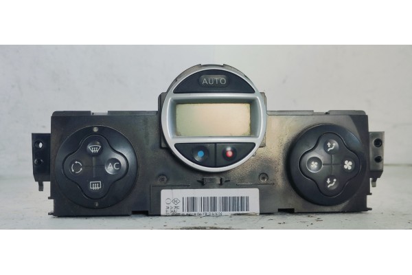 Recambio de mando climatizador para renault scenic ii confort dynamique referencia OEM IAM 8200501465  