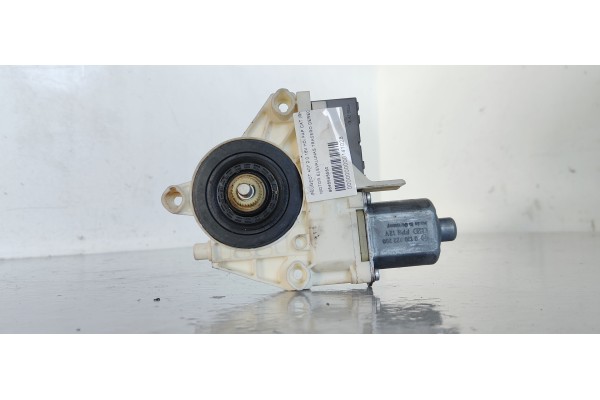 Recambio de motor elevalunas trasero derecho para peugeot 407 sport referencia OEM IAM 9646595580  