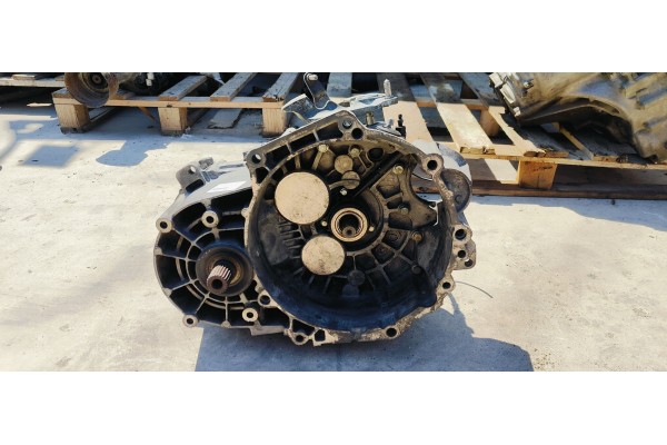Recambio de caja cambios para volkswagen touran (1t1) referencia OEM IAM GNE  