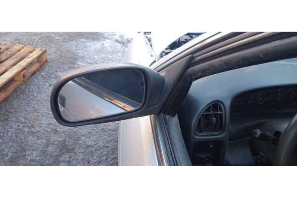 Recambio de retrovisor izquierdo para suzuki baleno berlina sy (eg) 1.6 16v cat referencia OEM IAM 388SZD042  