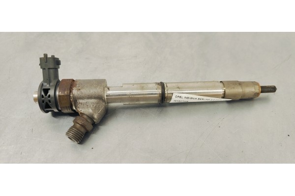 Recambio de inyector para opel insignia berlina 2.0 cdti 170 fap referencia OEM IAM 0445110713  