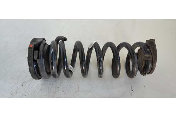 Recambio de amortiguador trasero izquierdo para jaguar f-pace 2.0 diesel cat referencia OEM IAM HK835534CC  