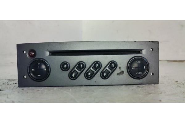 Recambio de sistema audio / radio cd para renault scenic ii confort expression referencia OEM IAM 8200633636  
