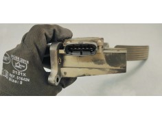 Recambio de pedal acelerador para ssangyong kyron 270 xdi limited 4wd referencia OEM IAM 2055009000  