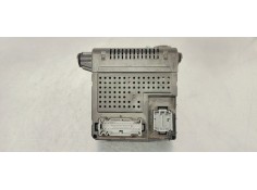 Recambio de caja reles / fusibles para volvo xc90 2.4 d5 163 4x4 referencia OEM IAM 30728357  