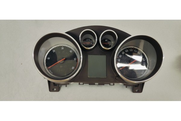 Recambio de cuadro instrumentos para opel zafira tourer 2.0 cdti 130 fap referencia OEM IAM 13374911  
