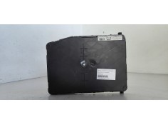Recambio de caja reles / fusibles para renault scenic ii 1.5 dci diesel referencia OEM IAM 8200525384  