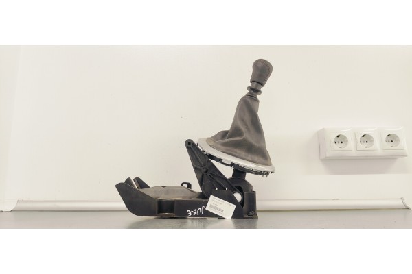 Recambio de palanca cambio para nissan juke (f15) 1.2 i turbo 115 referencia OEM IAM 341011KG0B  