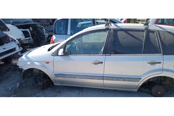 Recambio de puerta delantera izquierda para ford fusion (cbk) newport referencia OEM IAM   