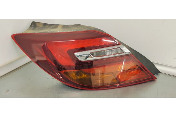 Recambio de piloto trasero izquierdo para opel insignia berlina 2.0 cdti 170 fap referencia OEM IAM   