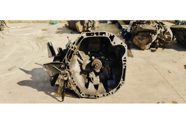 Recambio de caja cambios para nissan note (e11e) 1.5dci 90 fap referencia OEM IAM JR5140  