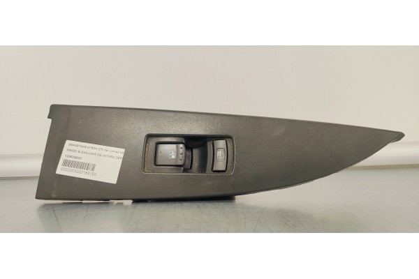 Recambio de mando elevalunas delantero derecho para ssangyong kyron 270 xdi limited 4wd referencia OEM IAM 7226009000  