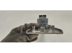 Recambio de mando elevalunas delantero derecho para ssangyong kyron 270 xdi limited 4wd referencia OEM IAM 7226009000  