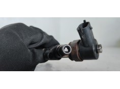 Recambio de inyector para renault laguna ii (bg0) 1.9 dci diesel referencia OEM IAM 0445110084  