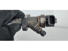 Recambio de inyector para renault laguna ii (bg0) 1.9 dci diesel referencia OEM IAM 0445110084  