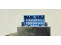 Recambio de mando elevalunas delantero izquierdo para ssangyong kyron 270 xdi limited 4wd referencia OEM IAM 7225009000  