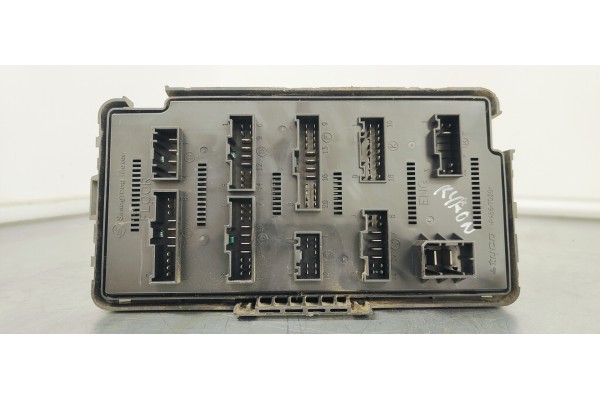 Recambio de caja reles / fusibles para ssangyong kyron 200 xdi sport referencia OEM IAM EPR8  