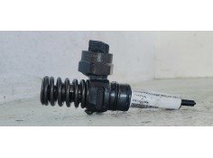 Recambio de inyector para volkswagen passat berlina (3b3) comfortline referencia OEM IAM 038130073AA  