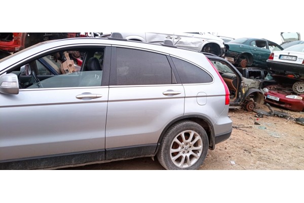 Recambio de puerta trasera izquierda para honda cr-v (re) 2.2 ctdi referencia OEM IAM   