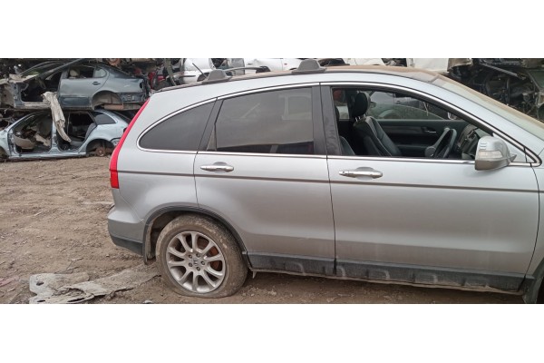 Recambio de puerta trasera derecha para honda cr-v (re) 2.2 ctdi referencia OEM IAM   