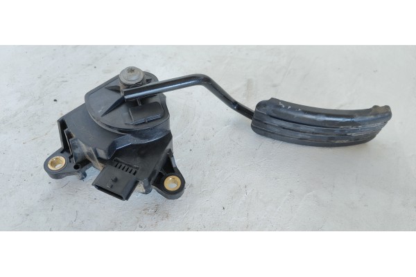 Recambio de potenciometro pedal para renault kangoo (f/kc0) 1.5 dci diesel referencia OEM IAM 8200436864  