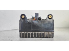 Recambio de caja reles / fusibles para ssangyong rexton 2.9 turbodiesel cat referencia OEM IAM 8210308841  