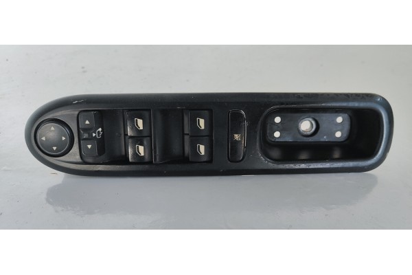 Recambio de mando elevalunas delantero izquierdo para peugeot 407 sport referencia OEM IAM 96468704XT  