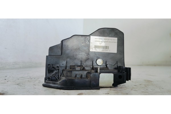 Recambio de cerradura puerta delantera derecha para bmw serie 1 berlina (e81/e87) 116d referencia OEM IAM   