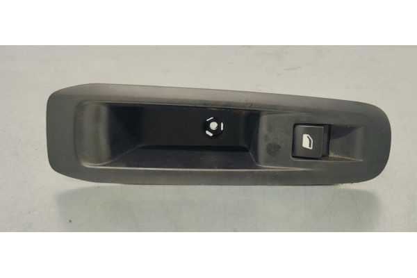 Recambio de mando elevalunas trasero derecho para peugeot 308 1.6hdi 92 fap referencia OEM IAM 98034744  