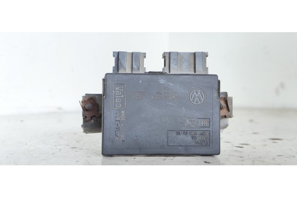 Recambio de centralita inmovilizador para volkswagen polo berlina (6n2) 1.9 diesel referencia OEM IAM 6X0953257  