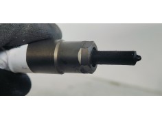 Recambio de inyector para audi q7 (4l) 3.0 tdi referencia OEM IAM 0445115052  