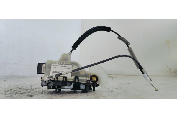 Recambio de cerradura puerta delantera izquierda para peugeot 3008 allure pack referencia OEM IAM 104235  