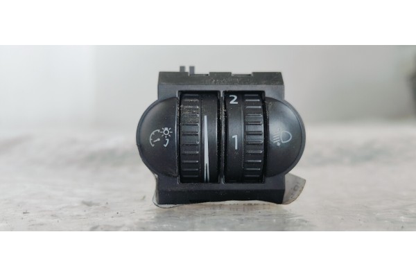 Recambio de mando luces para volkswagen golf vi (5k1) 1.6 tdi 105 fap referencia OEM IAM 5K0941333  