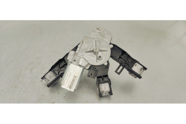 Recambio de motor limpia trasero para peugeot 308 1.5 hdi 130 fap referencia OEM IAM 9819523180  