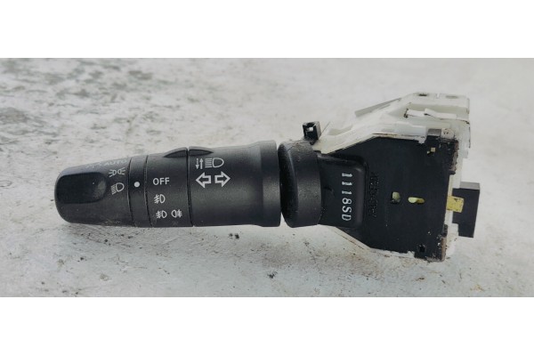Recambio de mando intermitentes para nissan note (e11e) 1.5dci 90 fap referencia OEM IAM 14425  