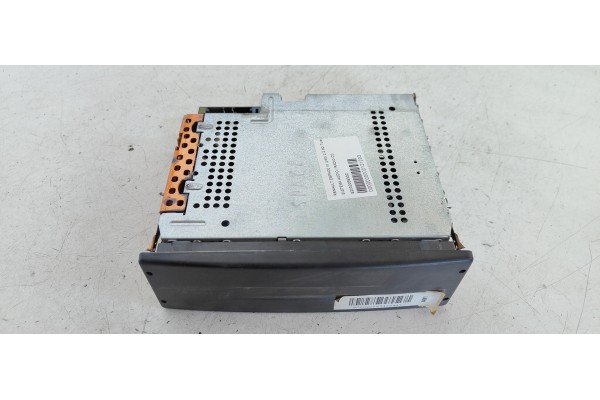 Recambio de sistema audio / radio cd para renault espace iv (jk0) 2.2 dci turbodiesel referencia OEM IAM 8200205833C  
