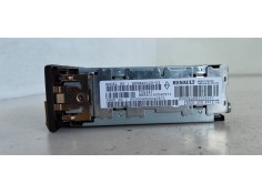 Recambio de sistema audio / radio cd para renault espace iv (jk0) 2.2 dci turbodiesel referencia OEM IAM 8200205833C  