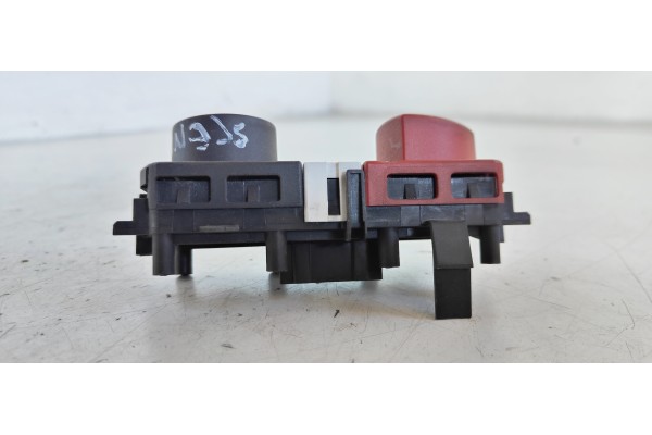 Recambio de warning para renault scenic ii 1.6 16v referencia OEM IAM 8200407415  