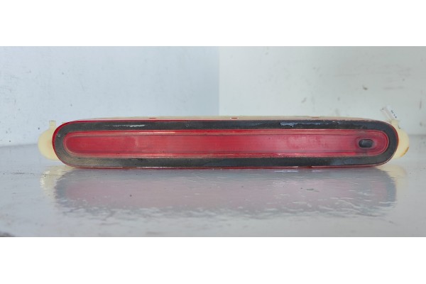 Recambio de luz central de freno para mazda 6 lim. (gh) 2.0 turbodiesel cat referencia OEM IAM GS1F51580  