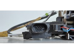 Recambio de cerradura puerta trasera izquierda para audi a6 avant (4b5) 2.5 tdi referencia OEM IAM 4B0839015G  