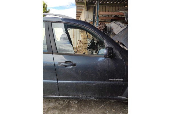 Recambio de puerta delantera derecha para ssangyong rexton 270 xdi premium referencia OEM IAM   